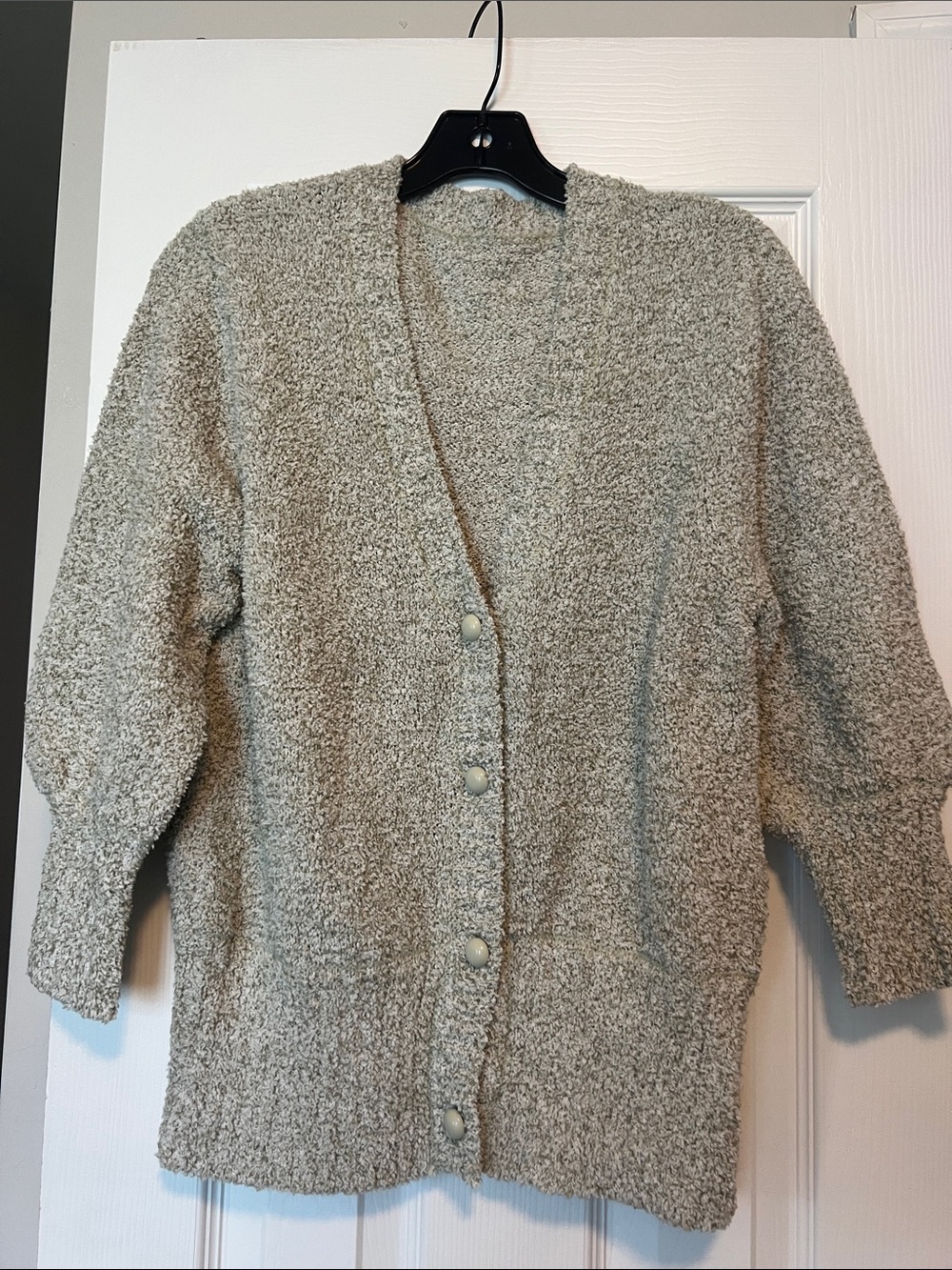 65% Polyester 35% Nylon Beautiful jacket